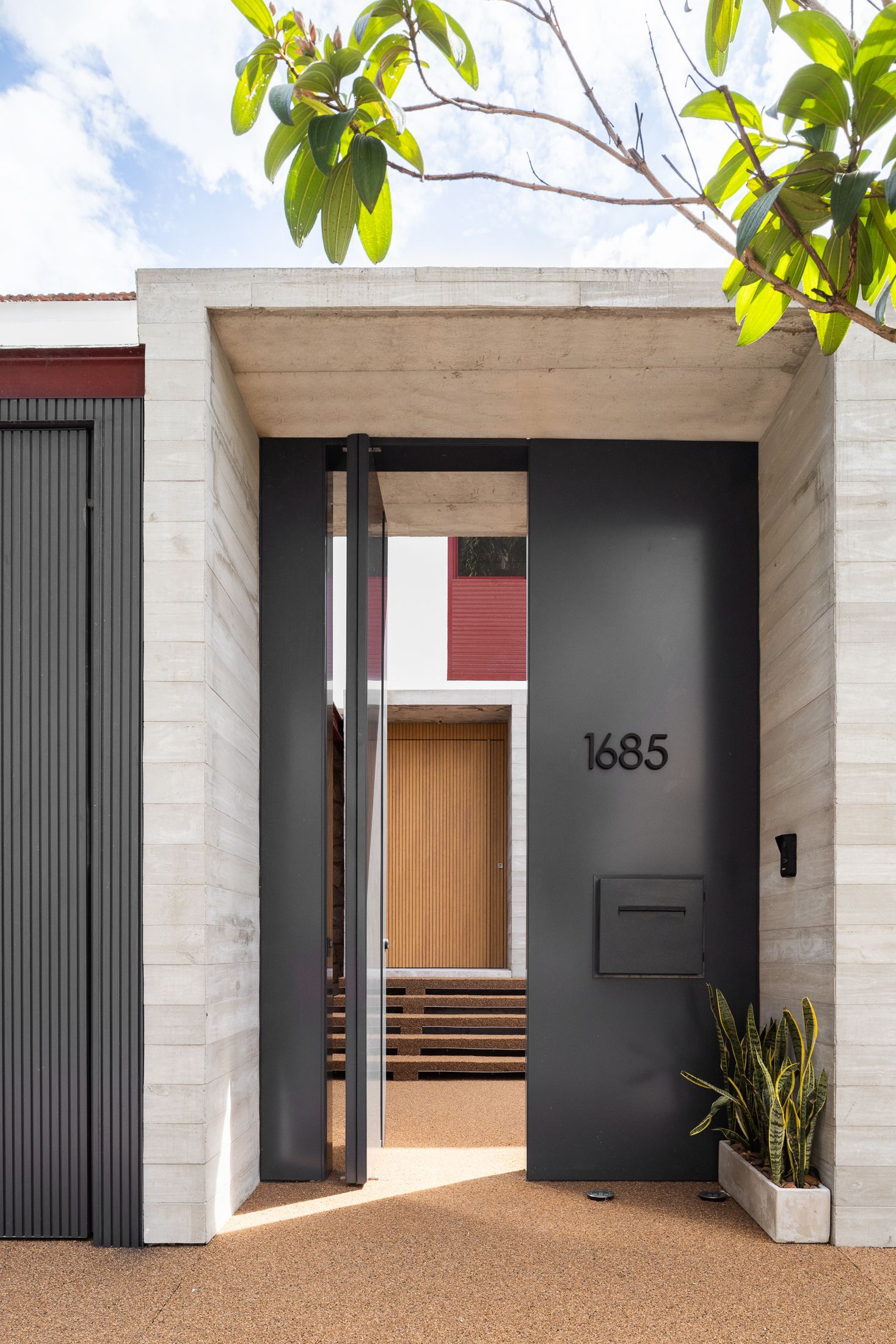 Faria House