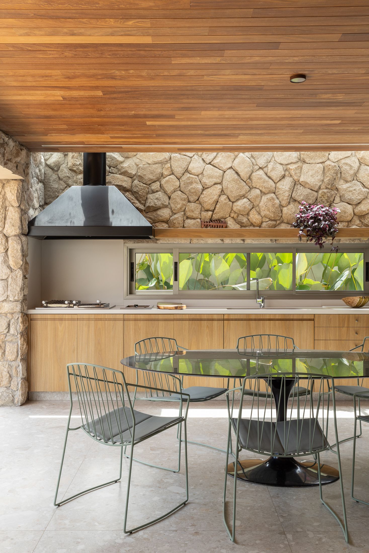 Faria House