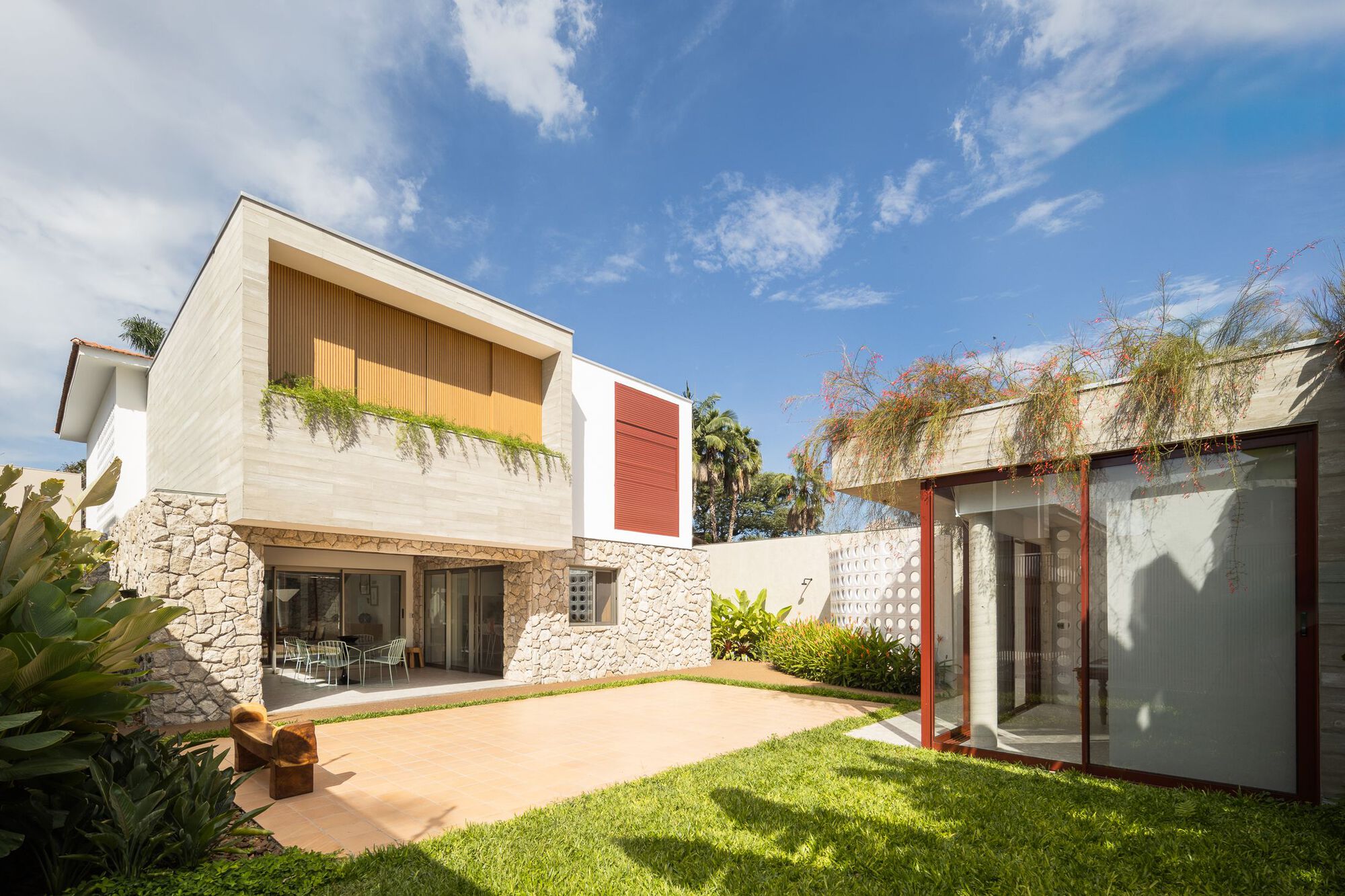 Faria House