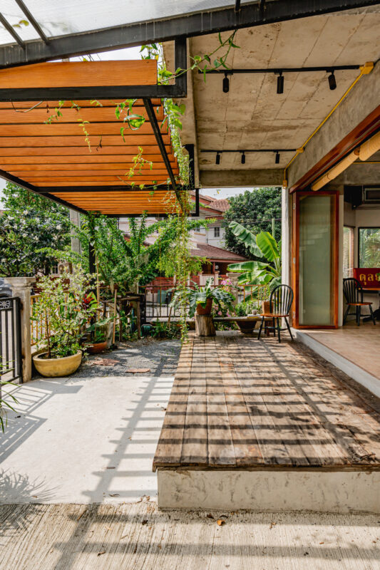 © Chaleamchai Somnayoung5