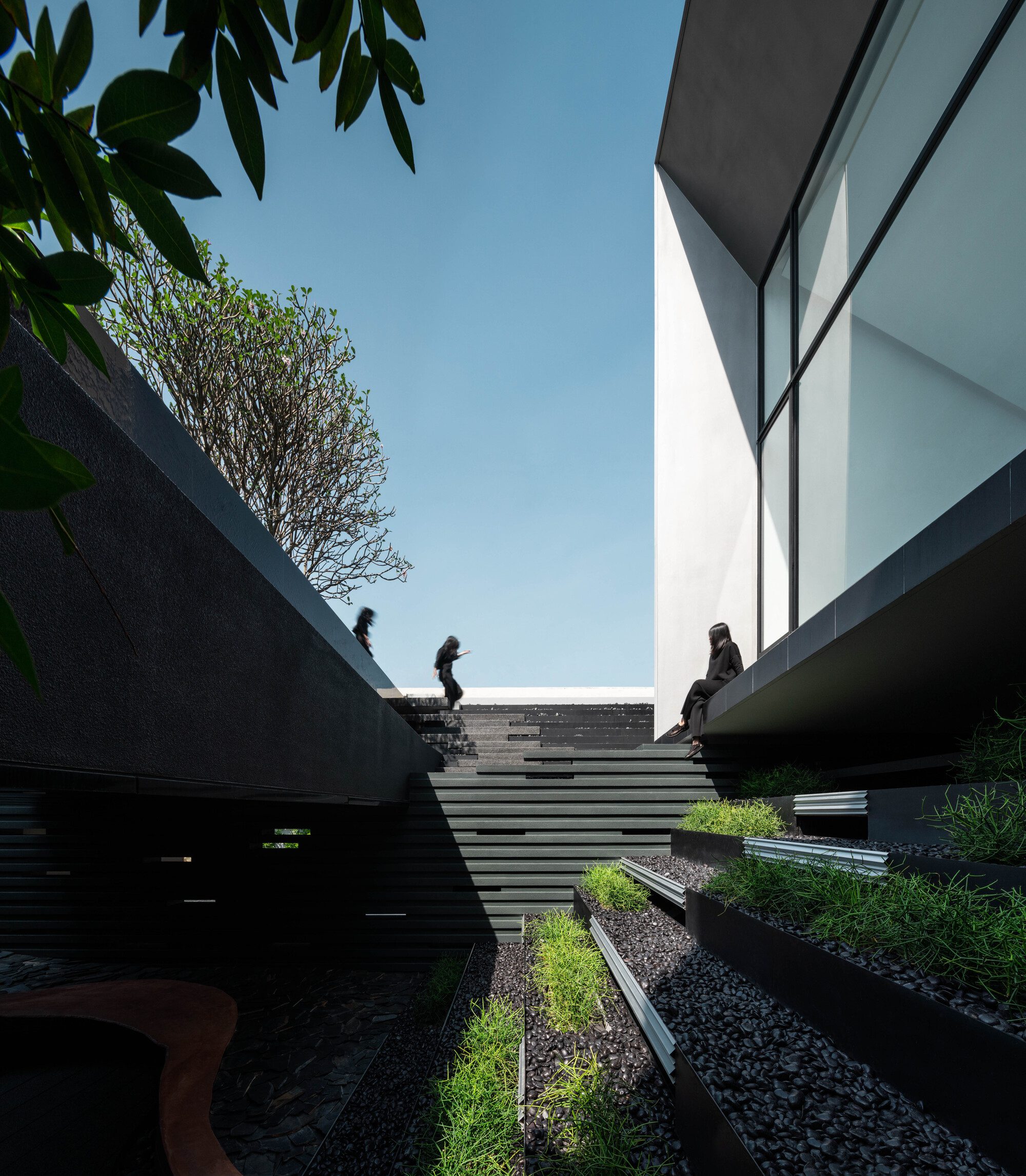 © Chalermwat Wongchompoo (Sofography)18