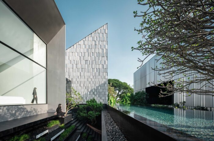 © Chalermwat Wongchompoo (Sofography)2