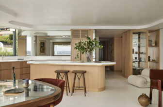 Darling Point Apartment