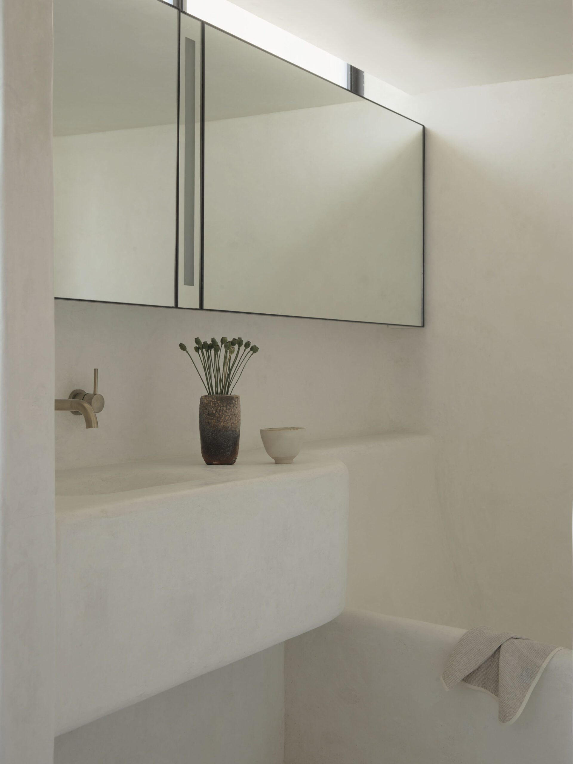Darling Point Apartment