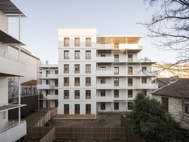 Saint-Denis 44 Housing Units | DREAM