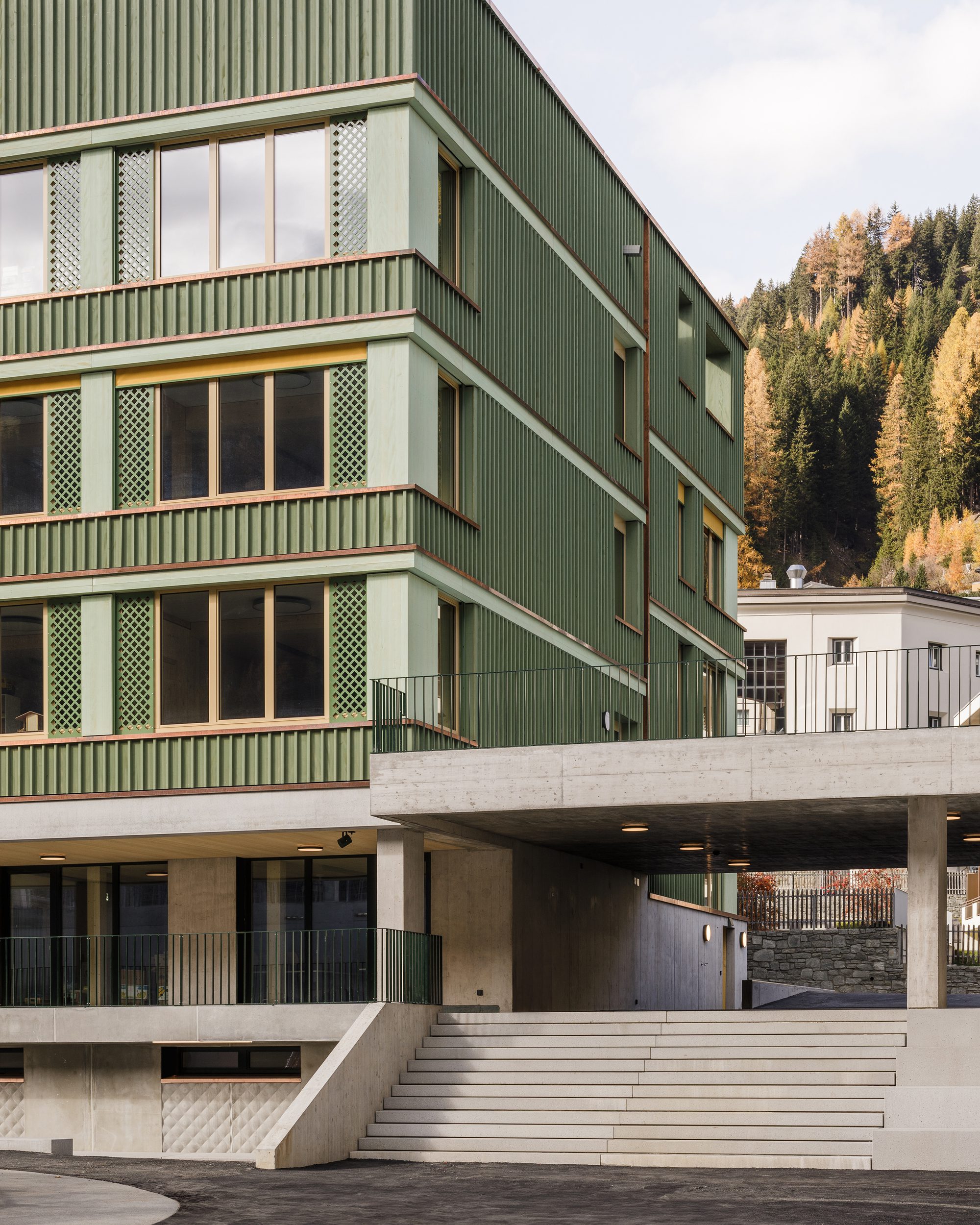 School Davos Transformation
