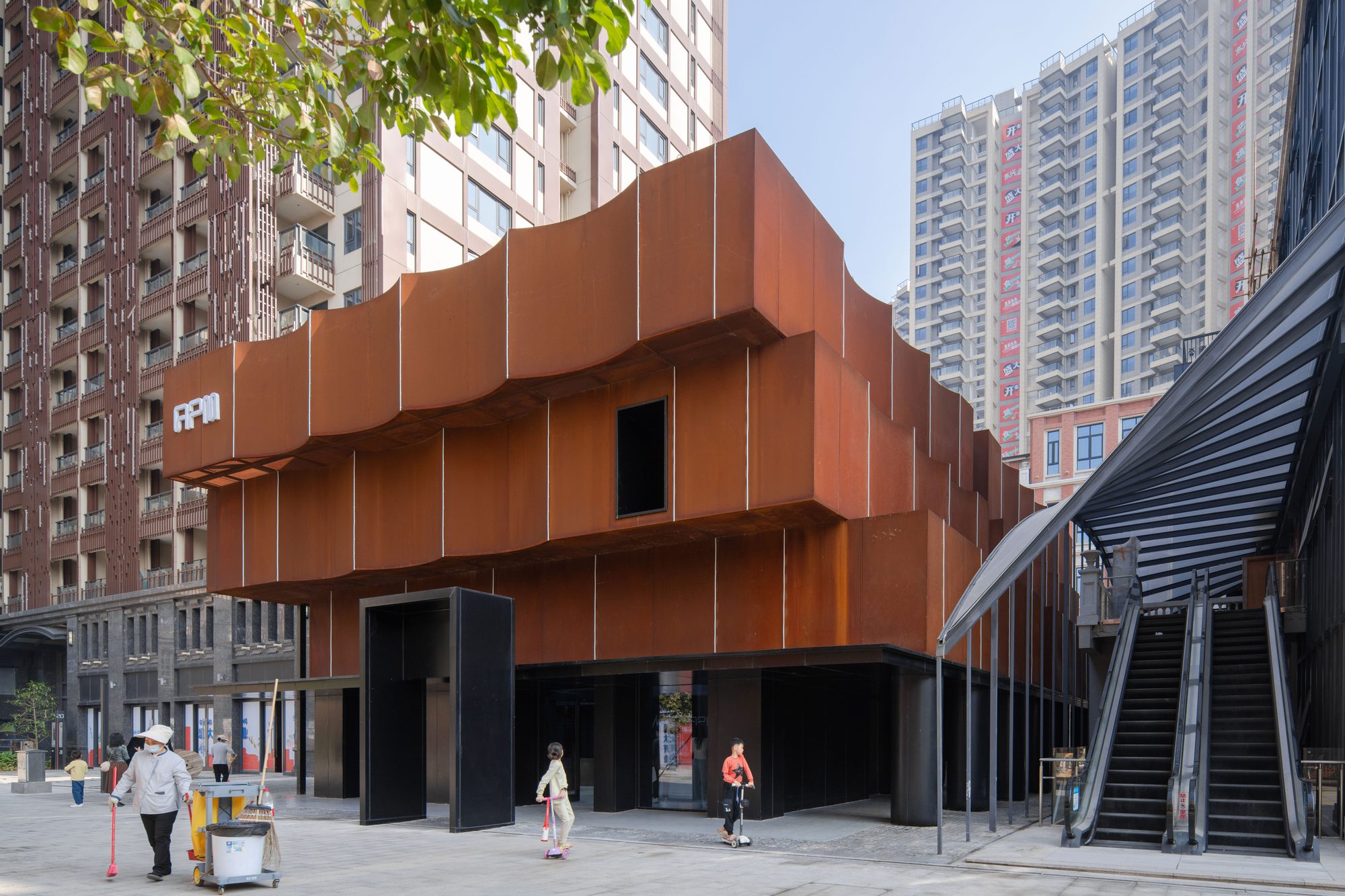 apm Gallery in Haikou GAOXINGLI