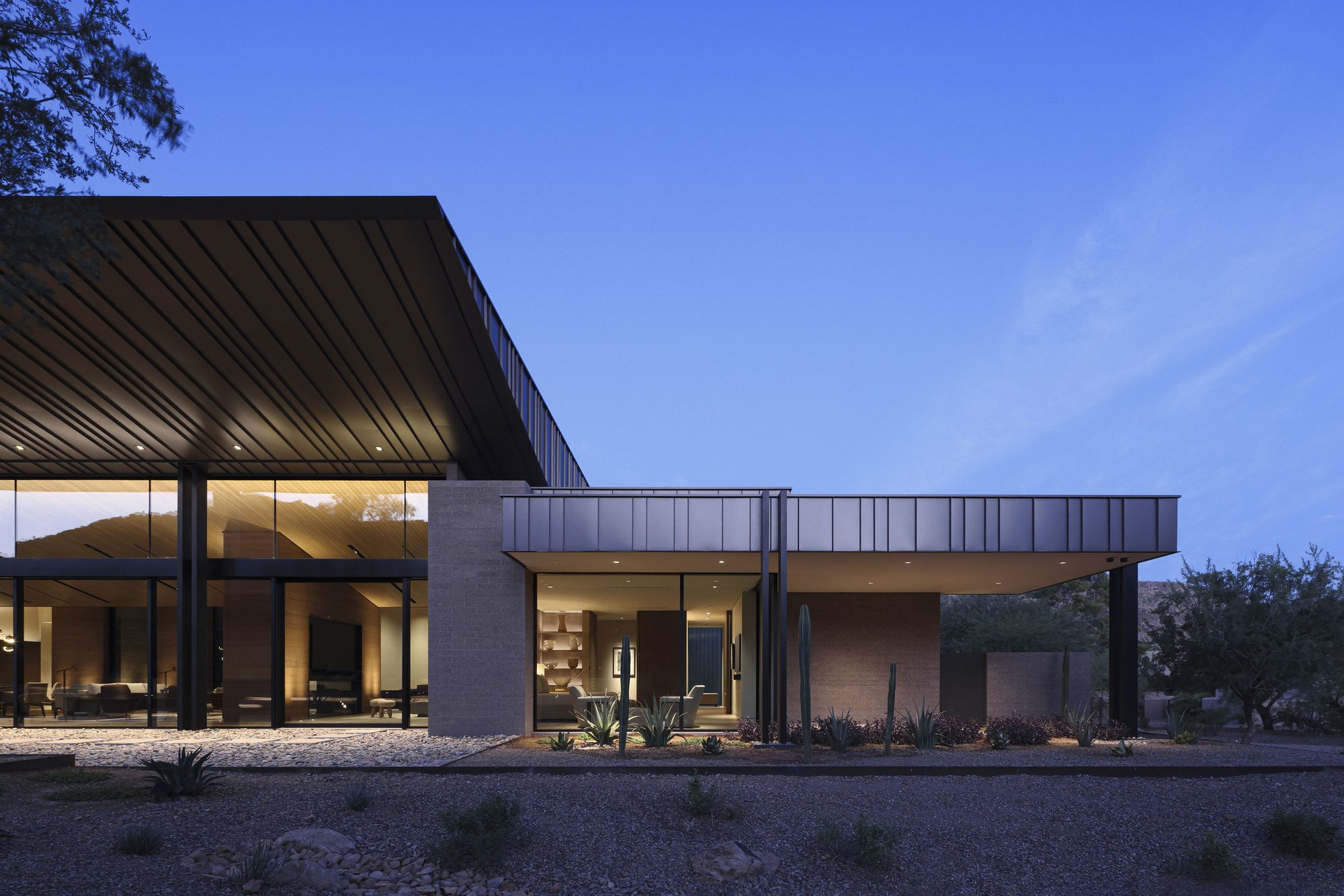 Desert Fairway Residence