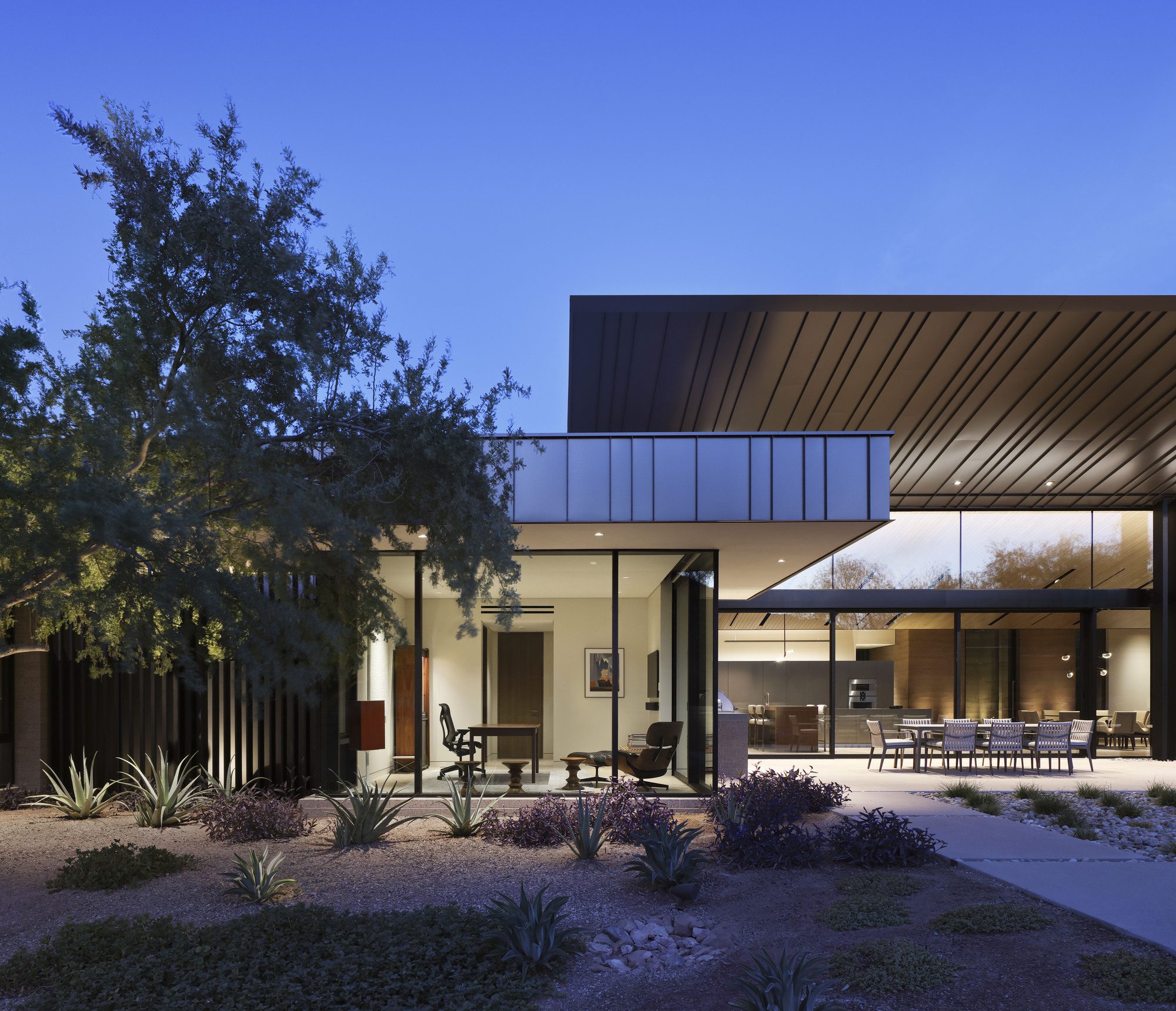 Desert Fairway Residence