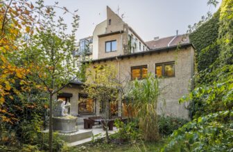 Coach House and Garden Renovation