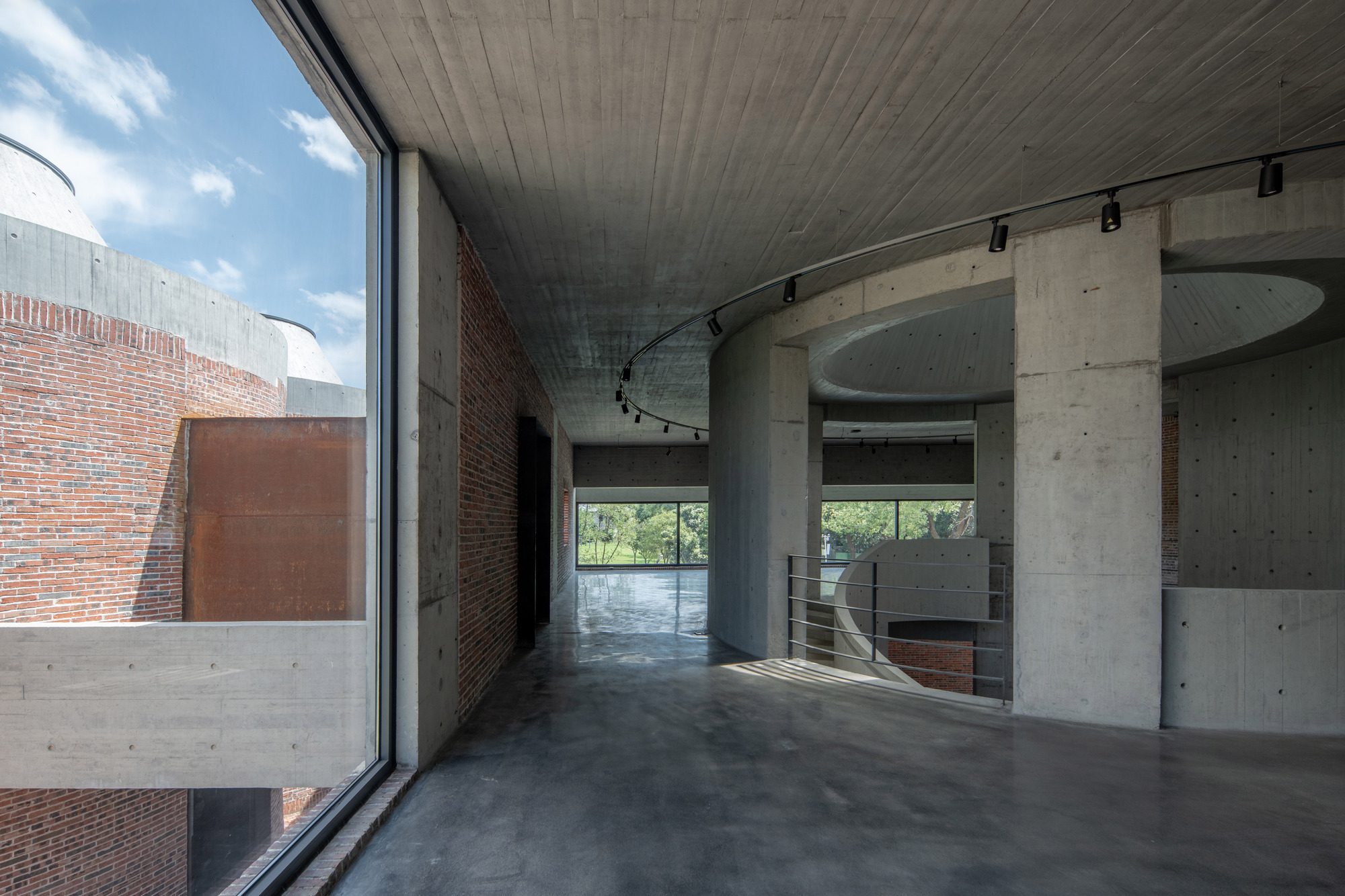 Straw Stack Space in Houhu Art Park