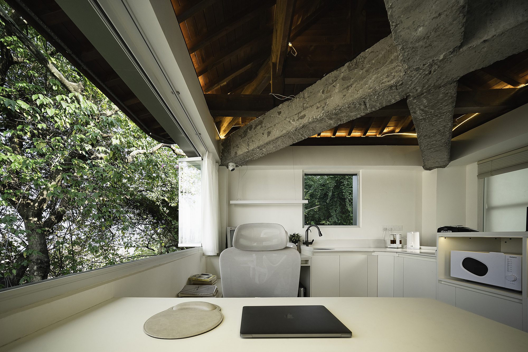 Studio On the Cliff