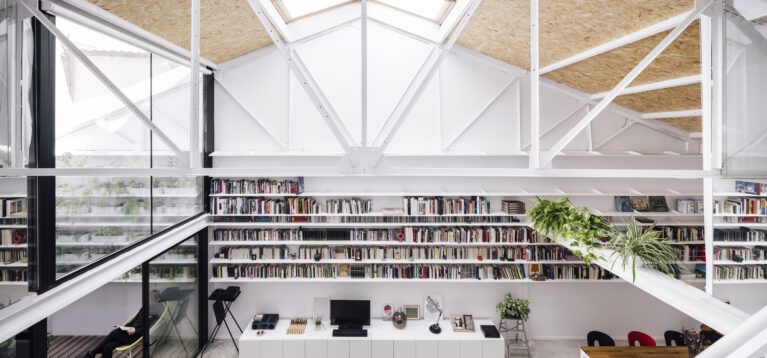 Reuse of an Industrial Space | RuizEsquíroz