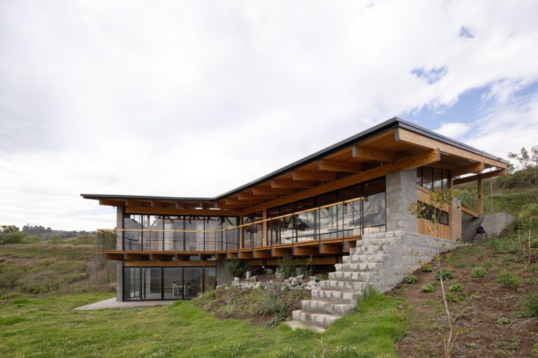 House of the Rolling Rooms | Rama Estudio