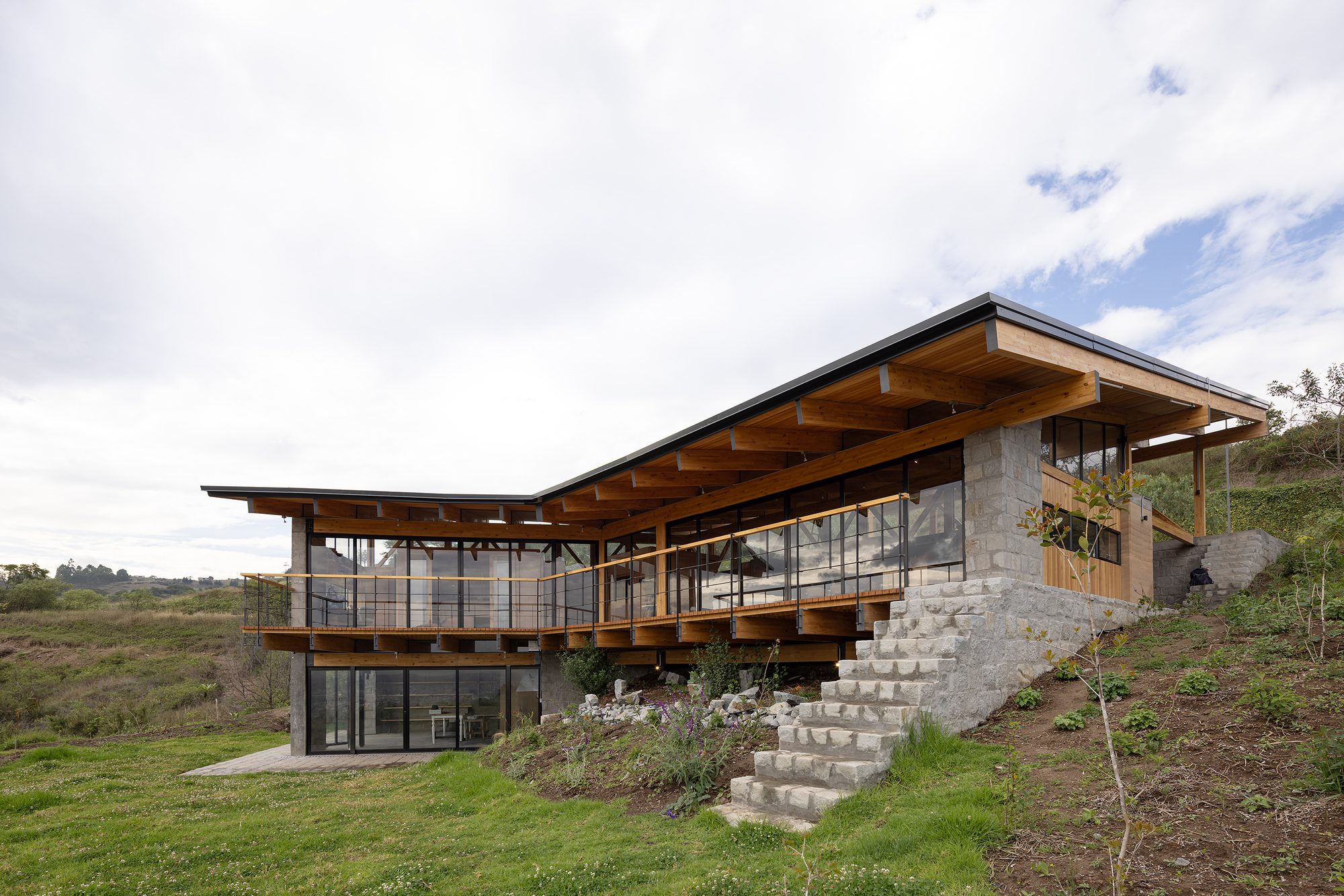 House of the Rolling Rooms