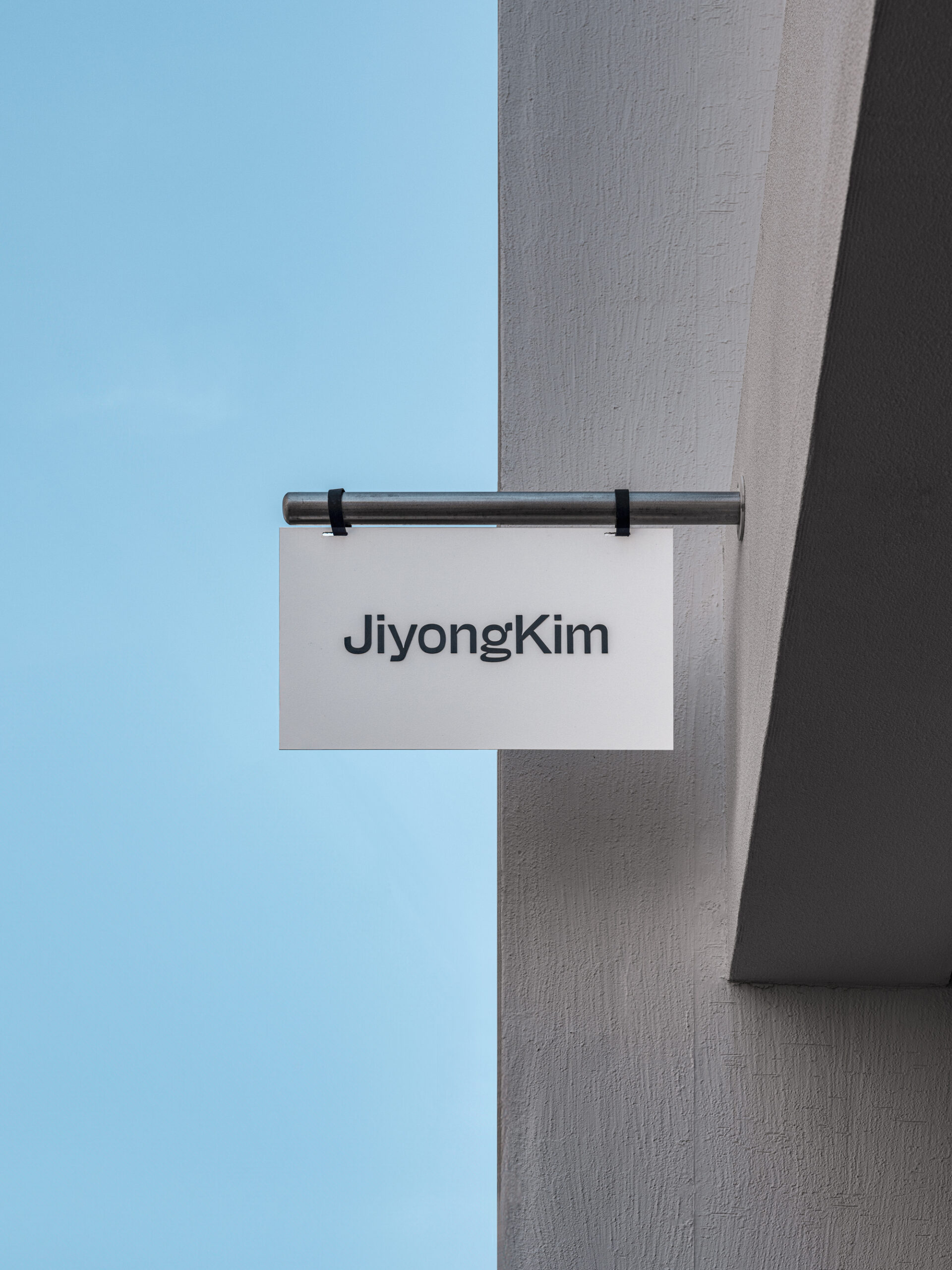 JiyongKim Hannam Flagship Store