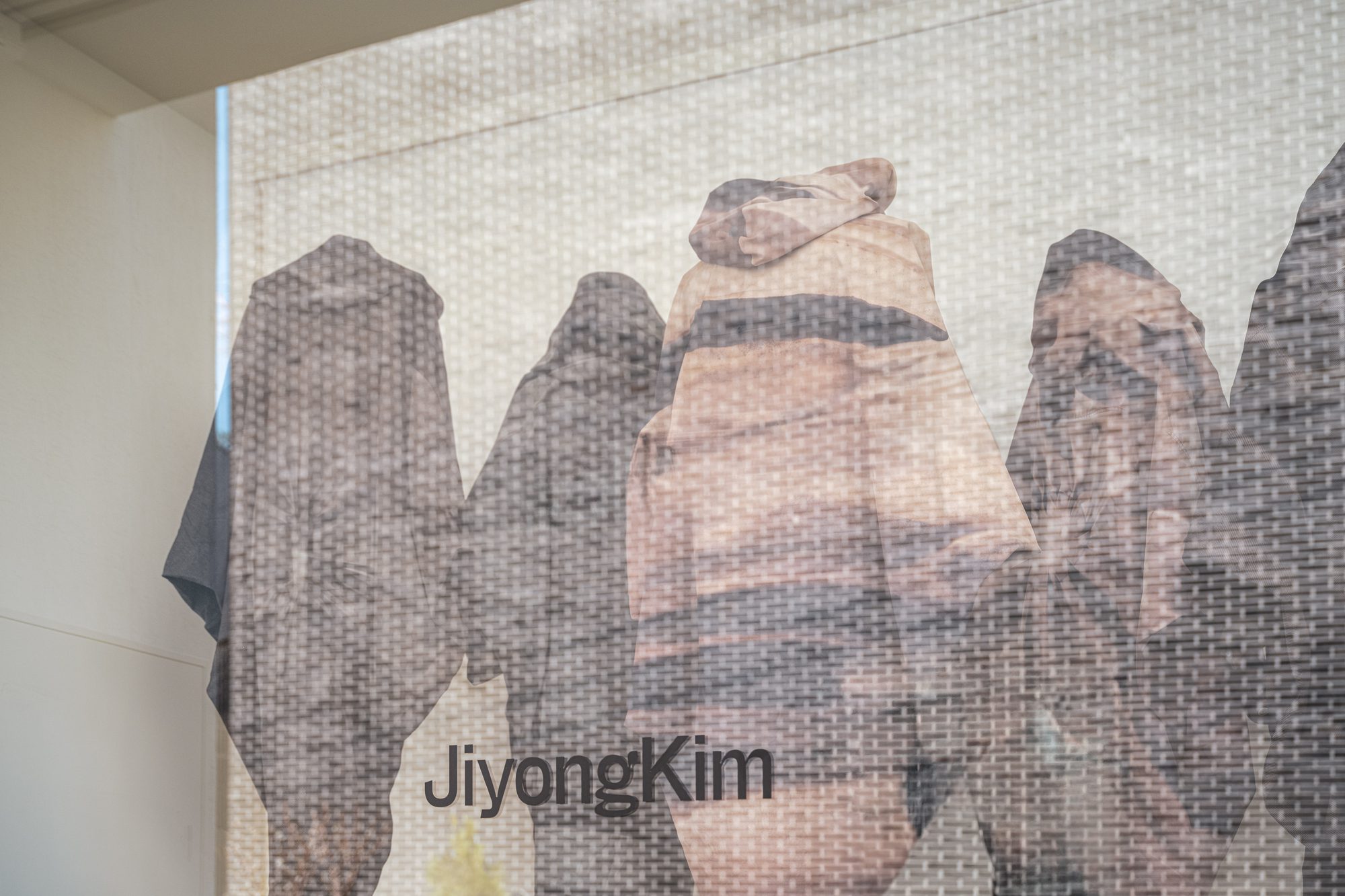 JiyongKim Hannam Flagship Store