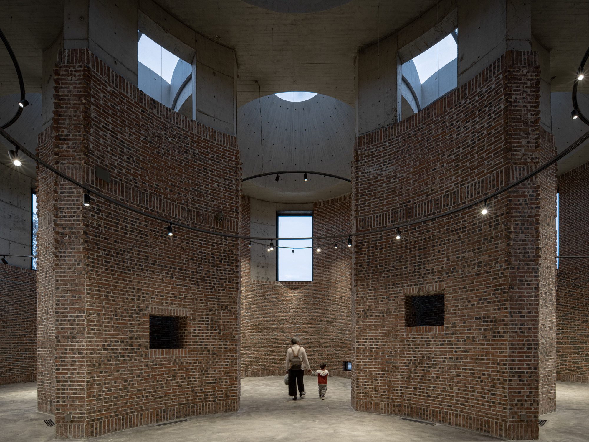 Straw Stack Space in Houhu Art Park