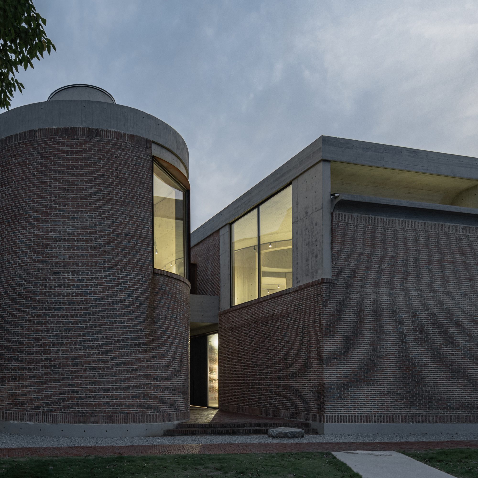 Straw Stack Space in Houhu Art Park