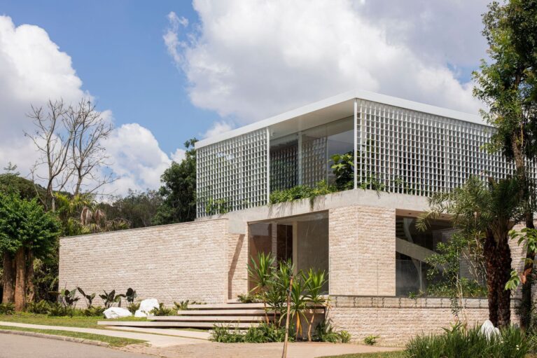 House Pedra | Marcos Bertoldi Arquitetos