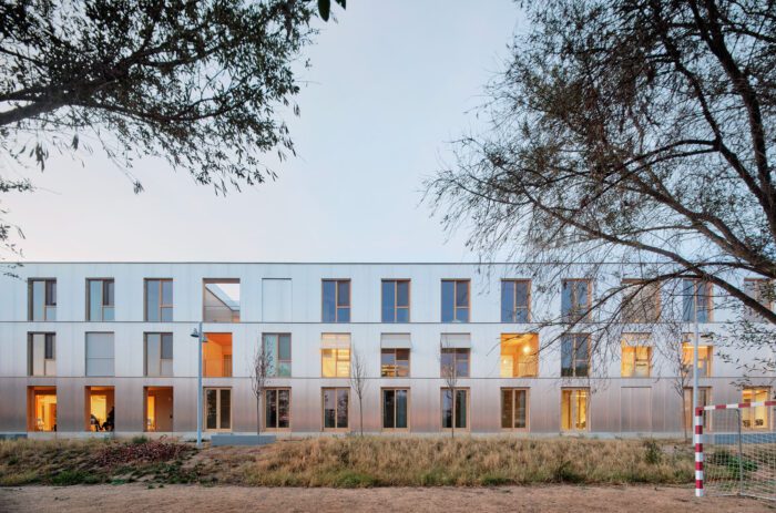 Shelter for Homeless Women in Barcelona | Vivas Arquitectos