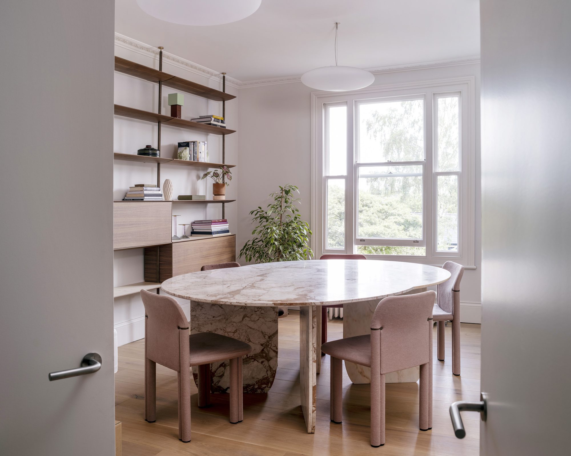 Broomhill Road House