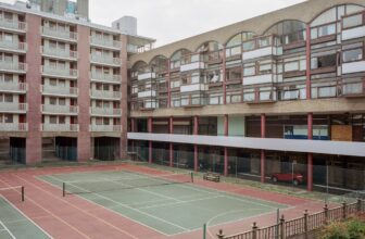 Crescent House