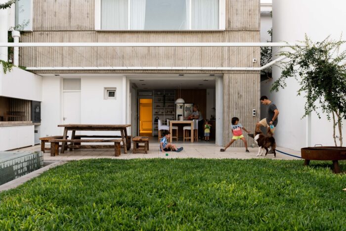 © Luis Barandiaran1