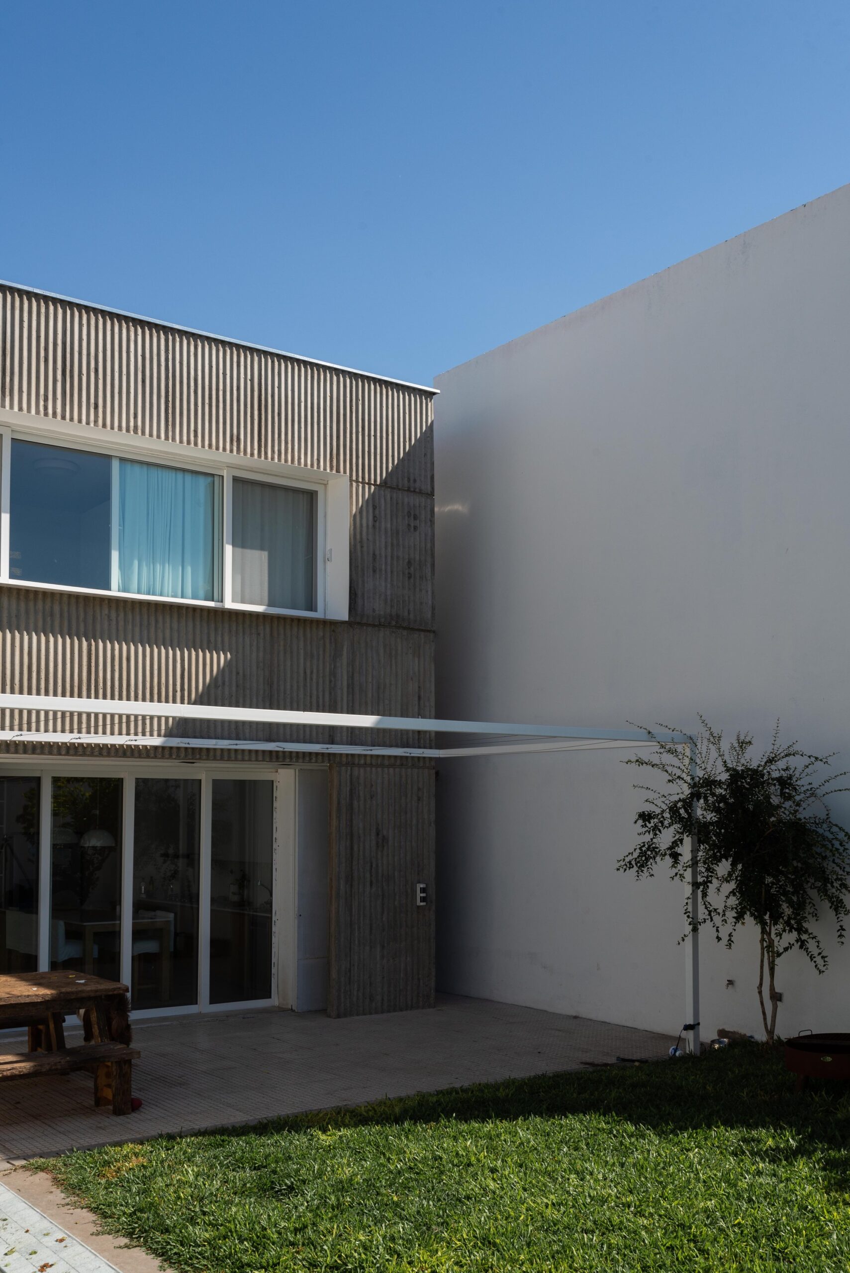 Articulated Boxes House Refurbishment