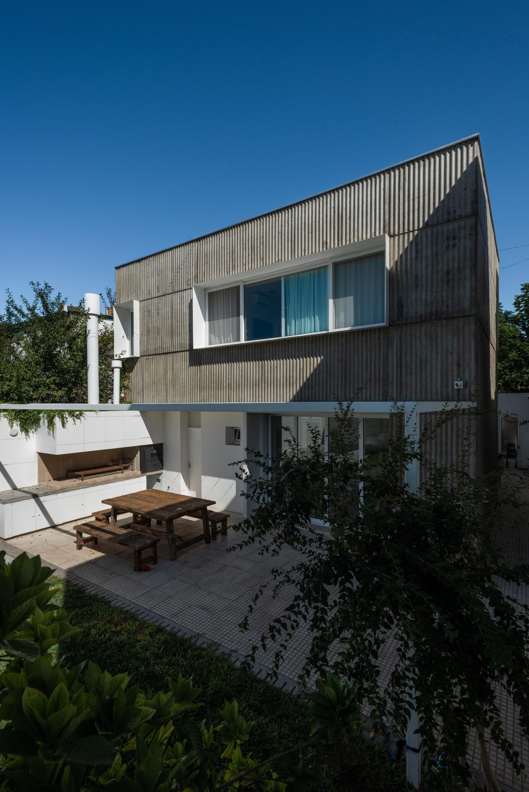 Articulated Boxes House Refurbishment