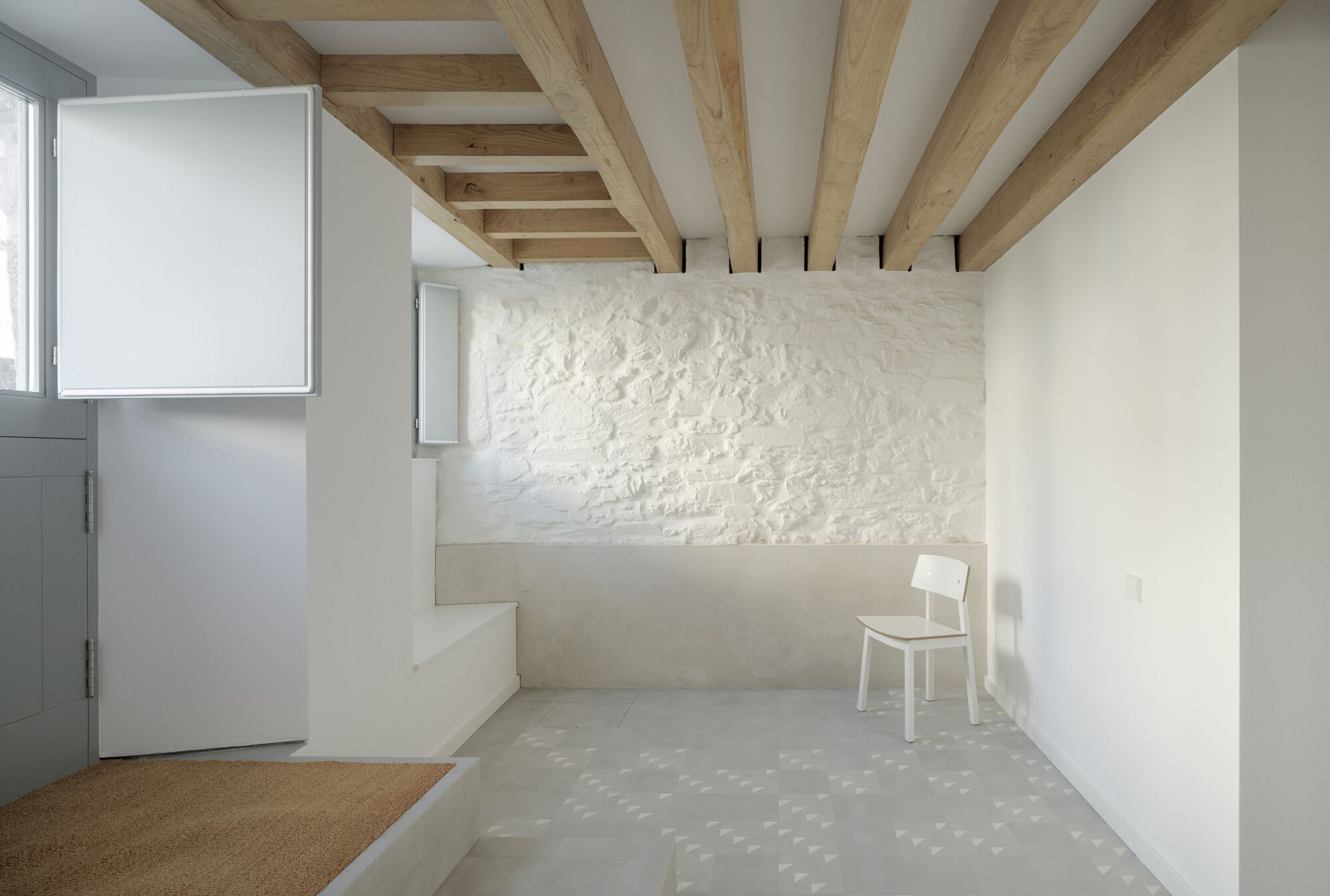 House Between Party Walls