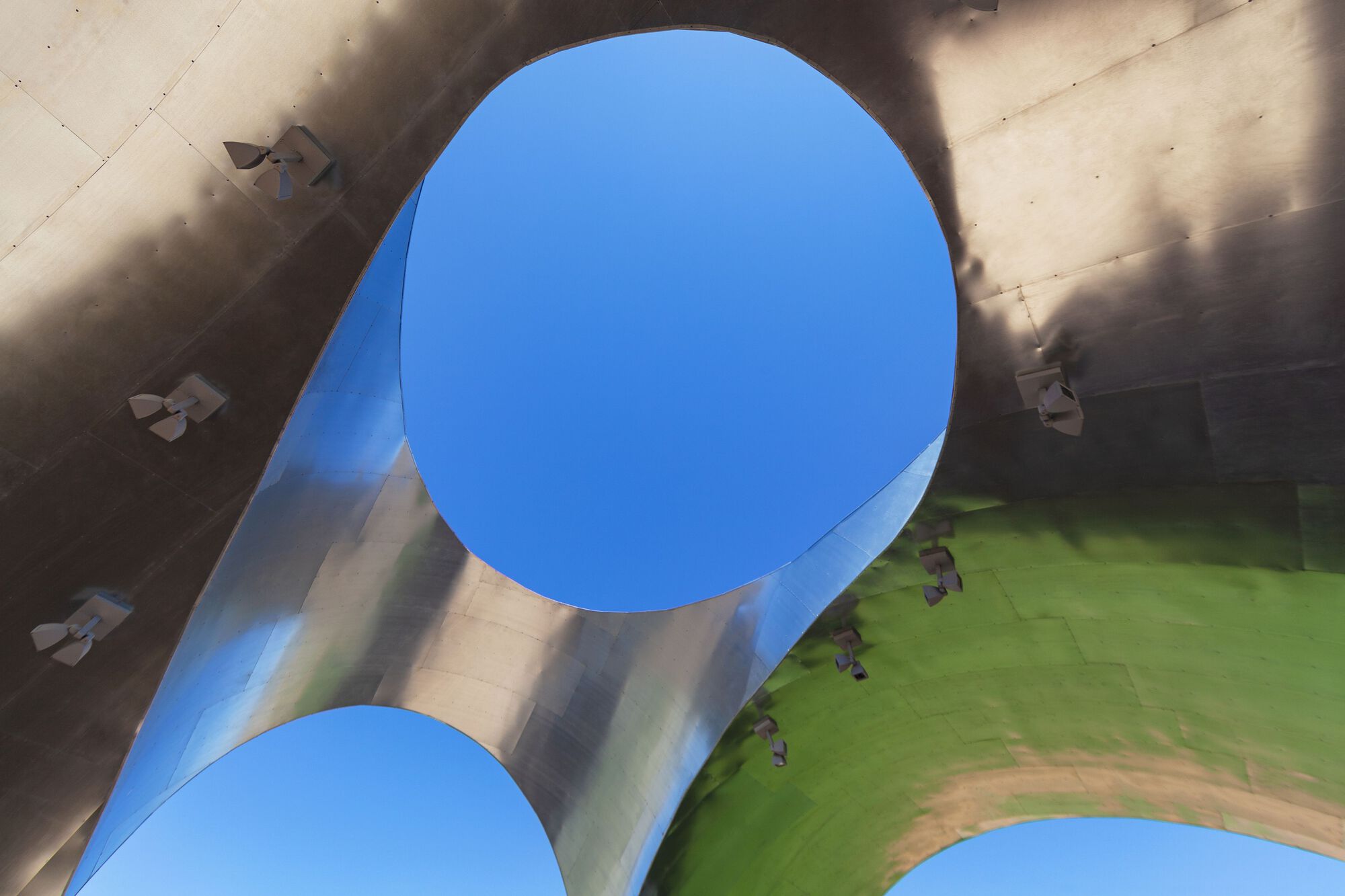 SkyRoom Community Square