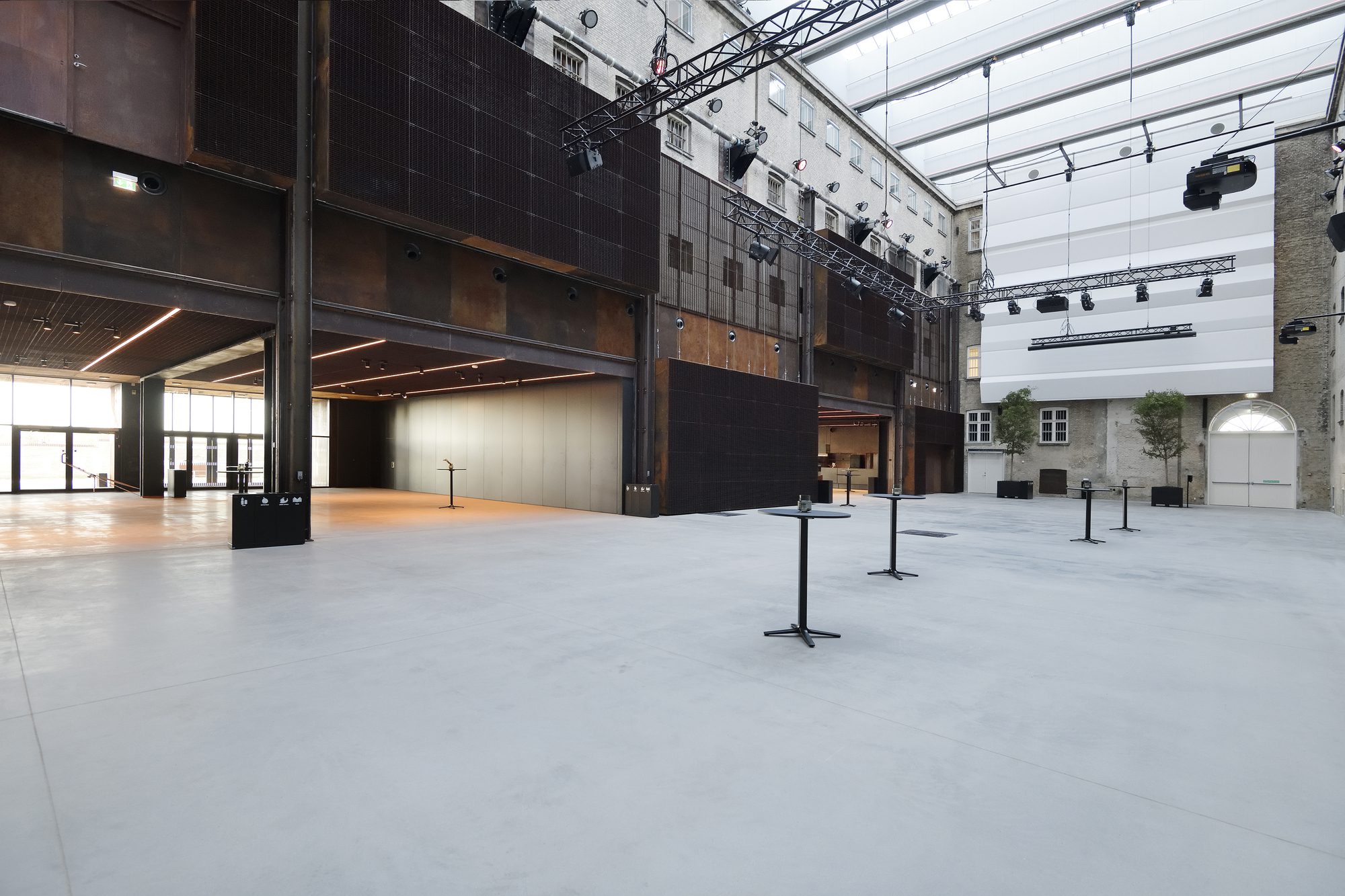 FÆNGSLET Vestsalen Transformation