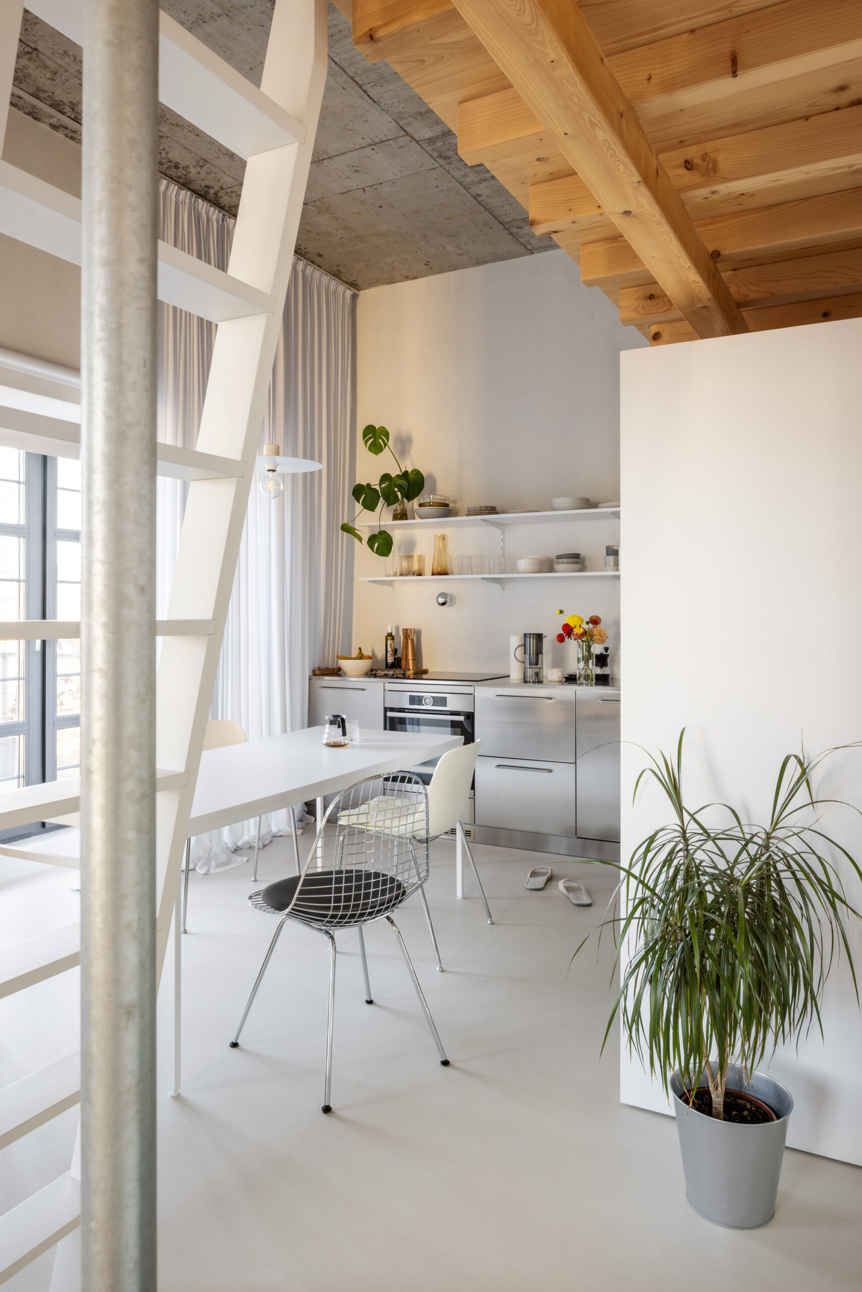 Pink Mill Aparment