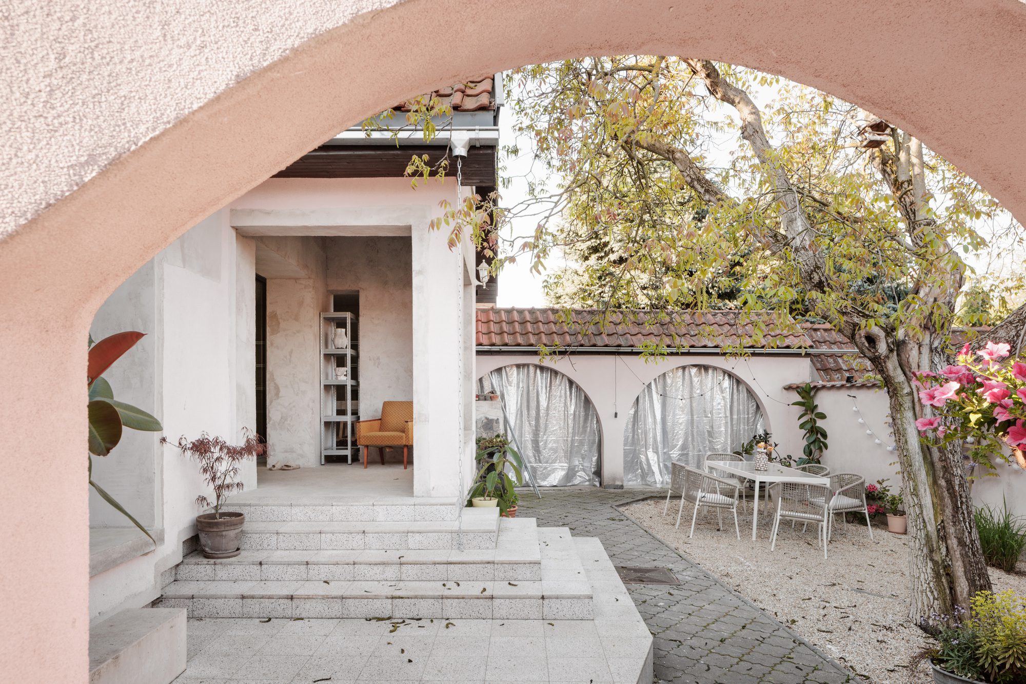 Reconstruction of a Reconstructed House