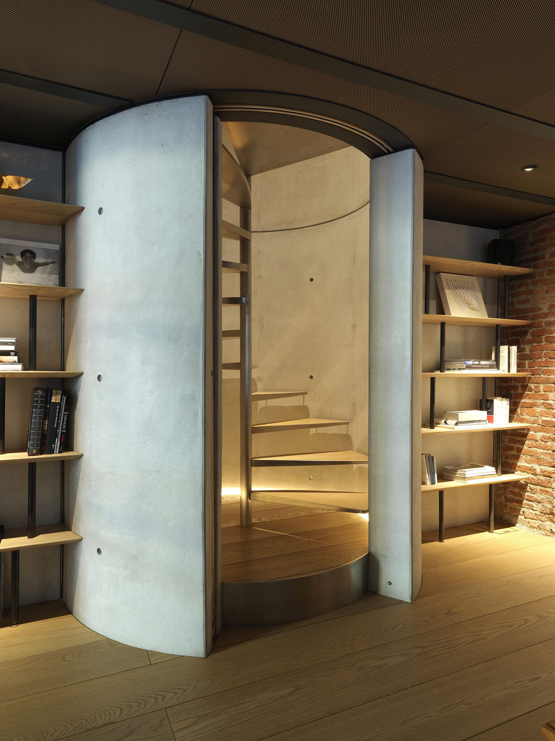 Milan Laboratory to a Family Loft