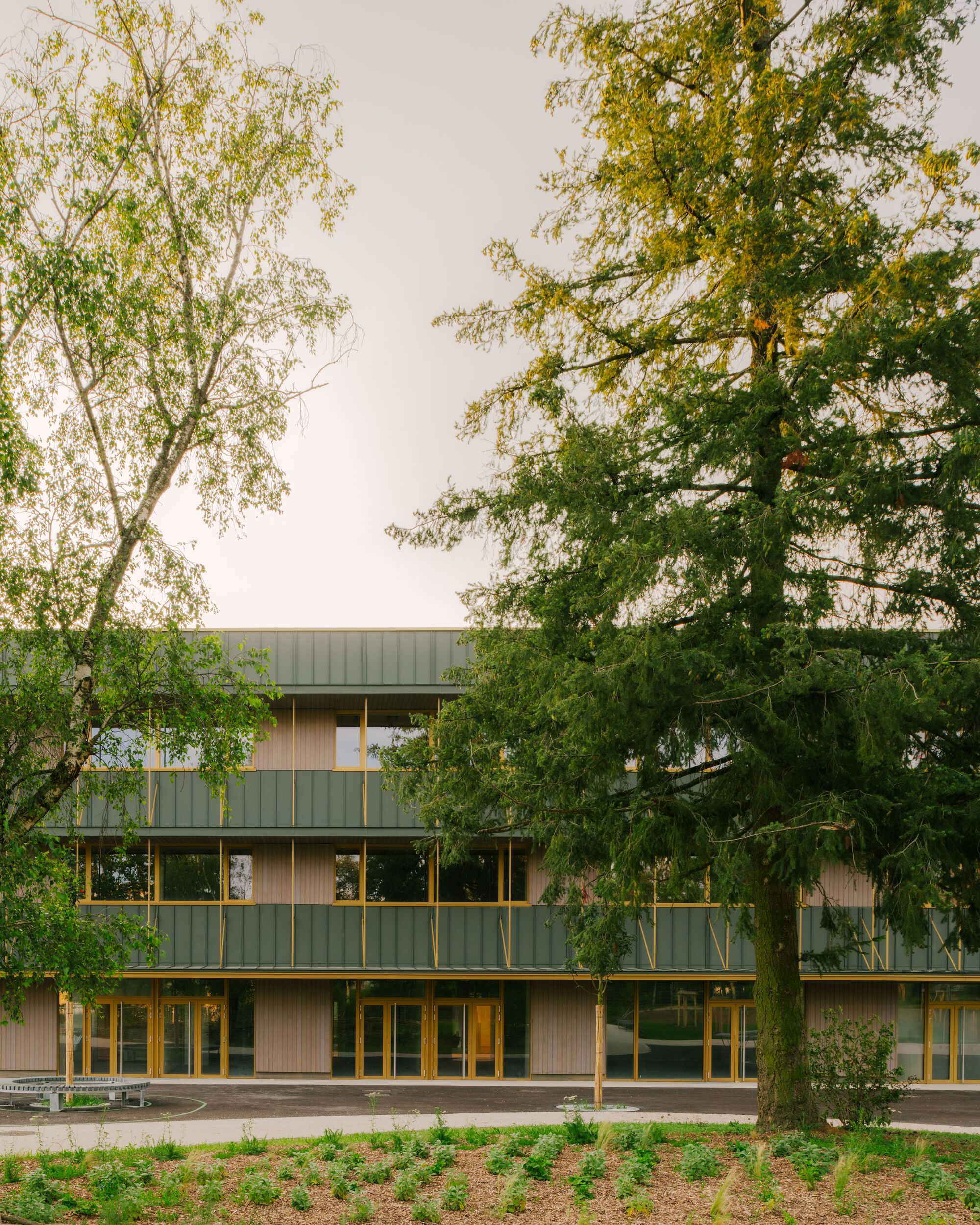 Maryse Bastié Middle School Reconstruction