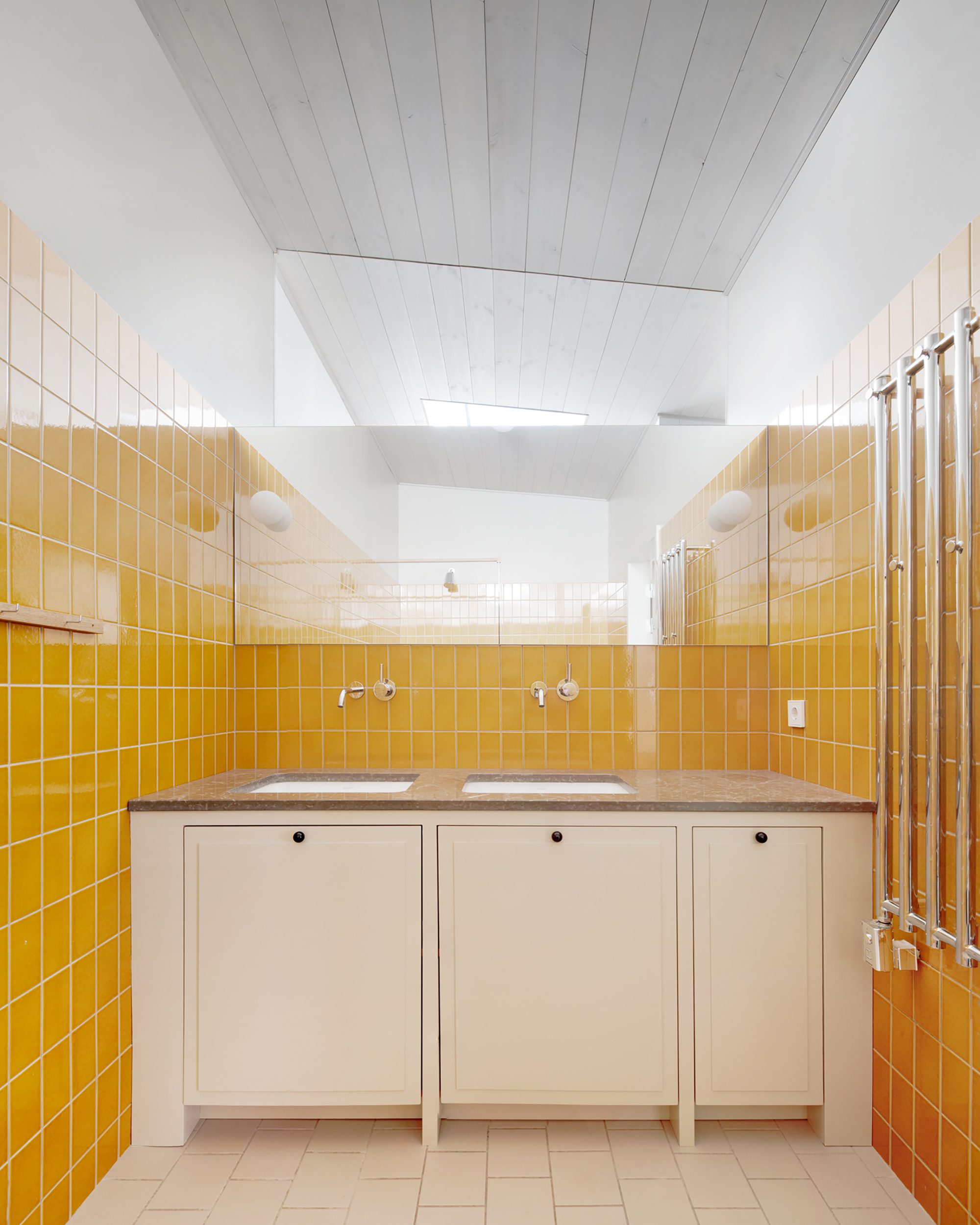 Courtyard House in Uppsala