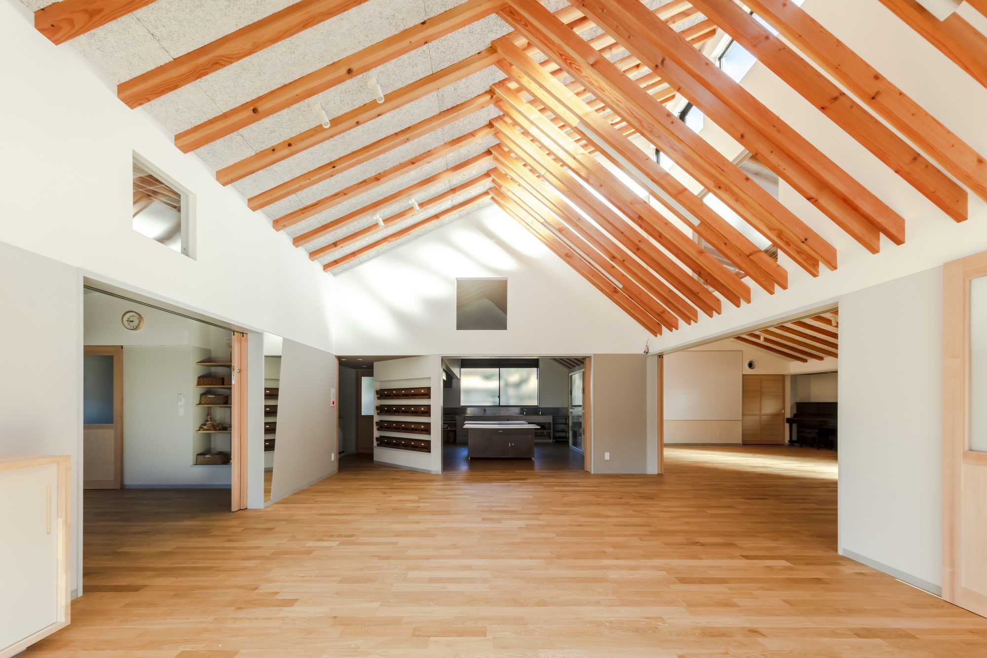 "House" for Matsuyama Tomo-no-Kai