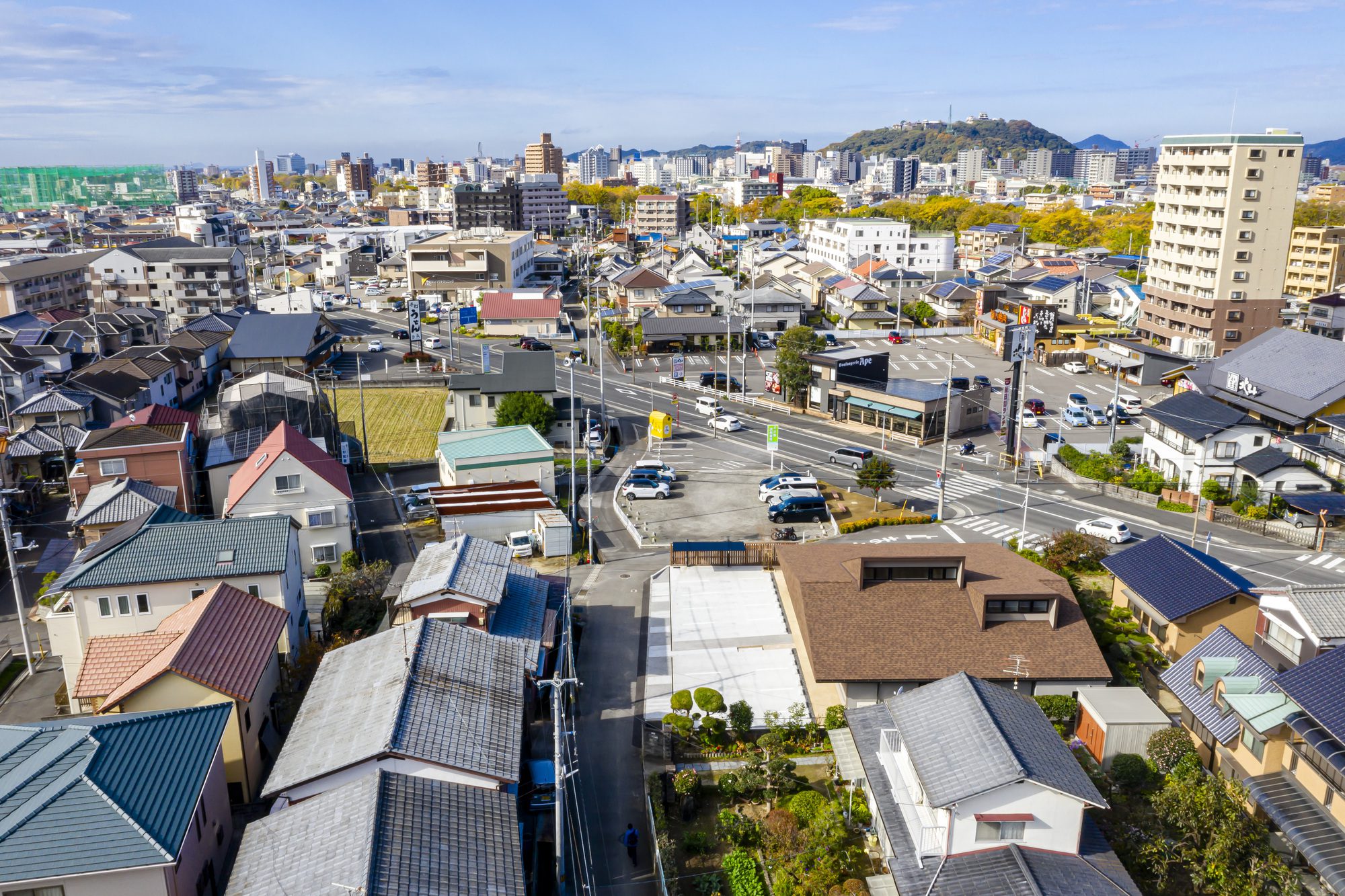 "House" for Matsuyama Tomo-no-Kai