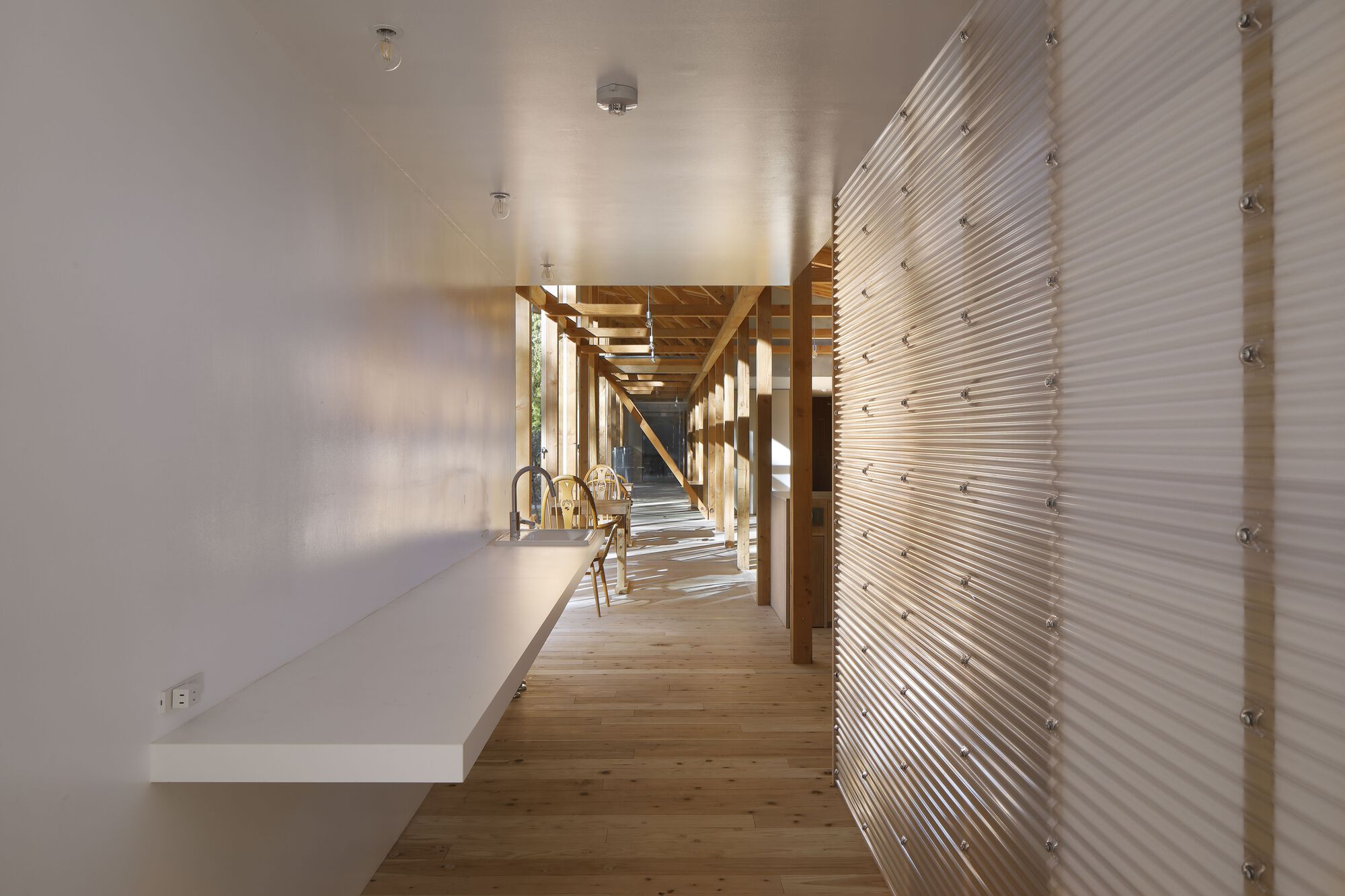 Long House with an Engawa Senior Daycare Center