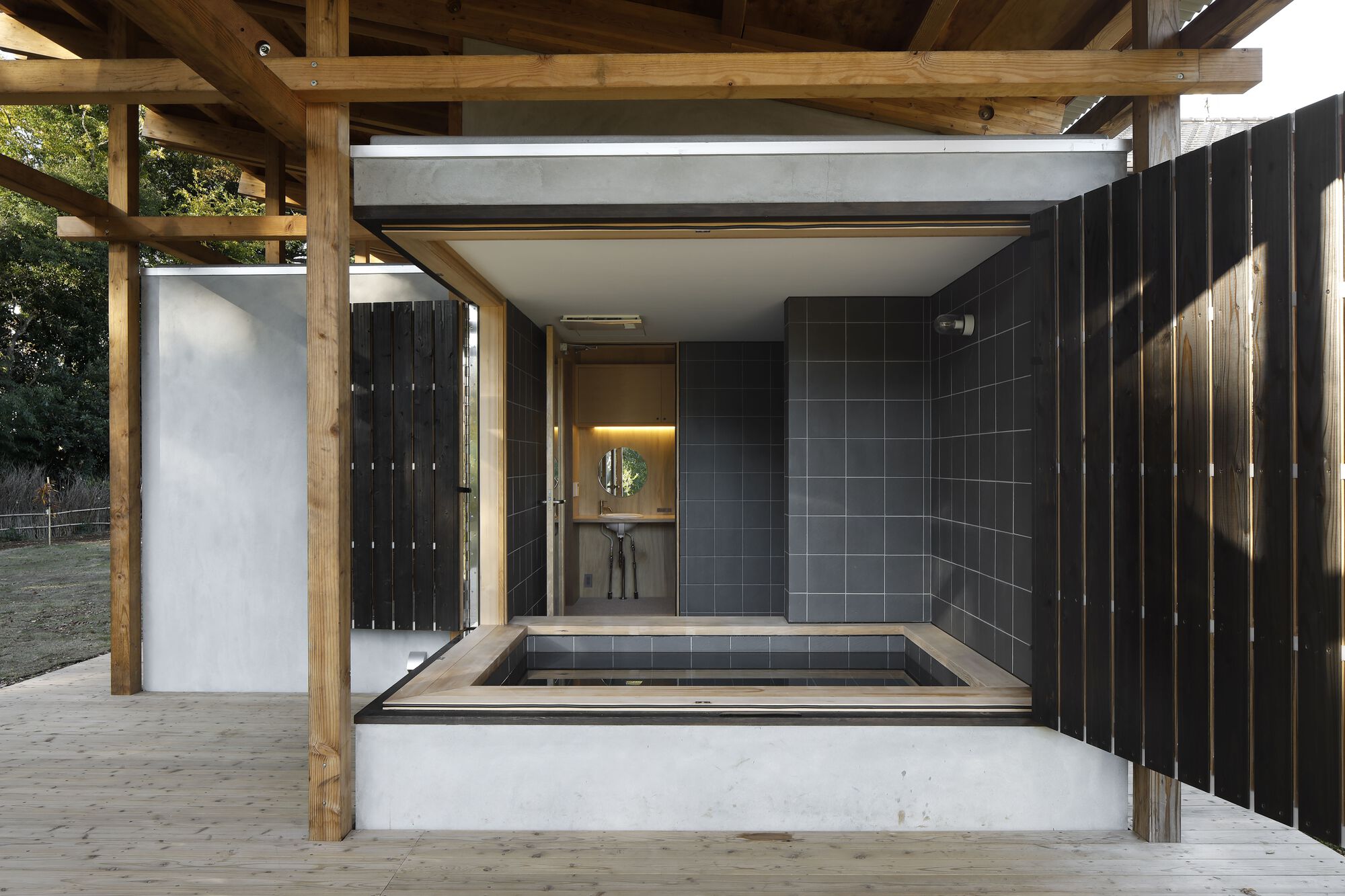 Long House with an Engawa Senior Daycare Center