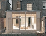 Concrete Plinth House