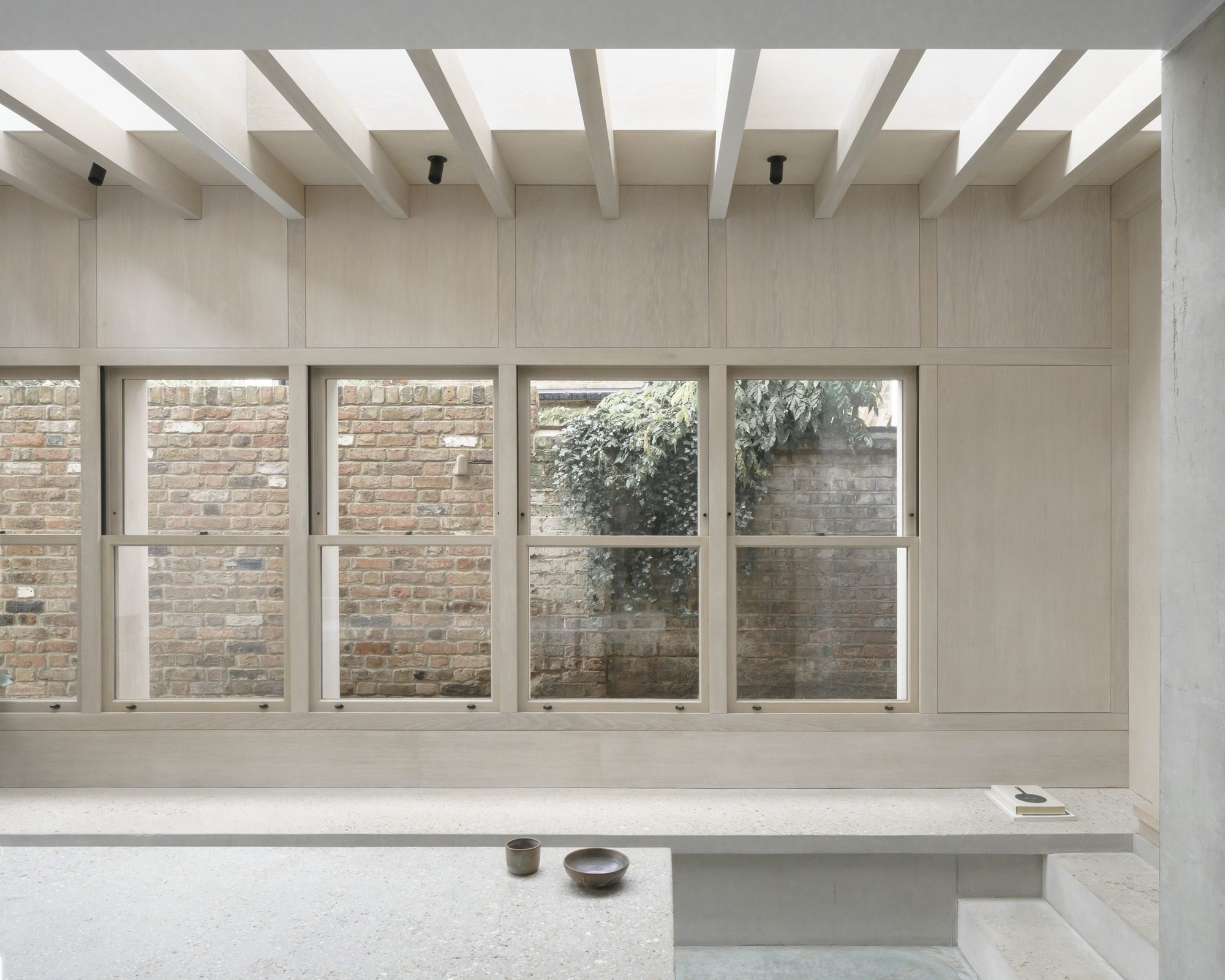 Concrete Plinth House