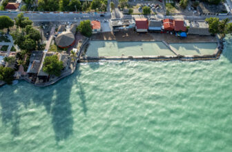 Calderitas Pier