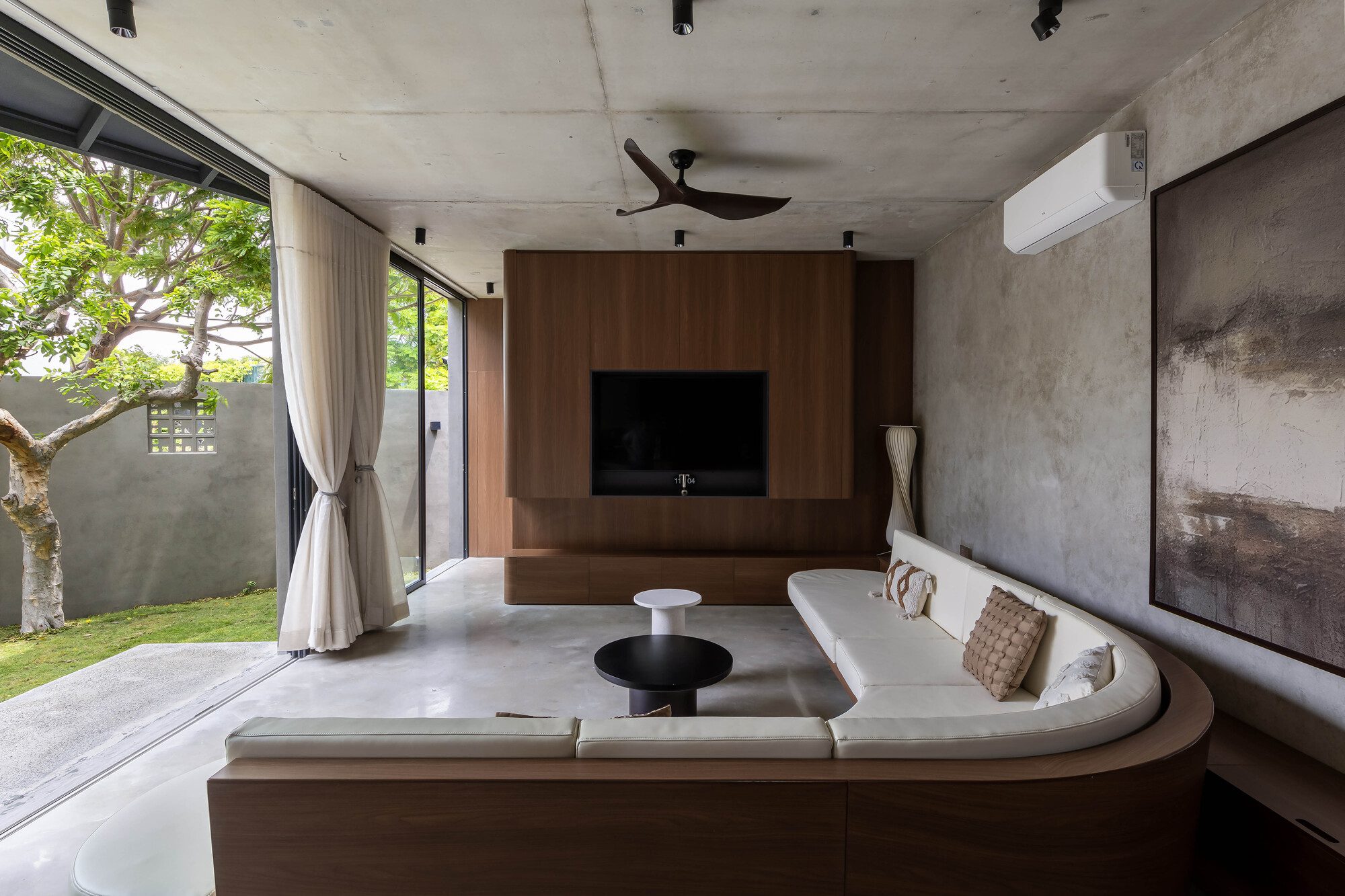 PR House