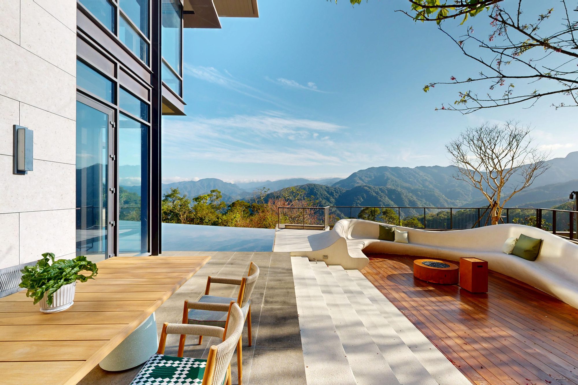 Echo Villa