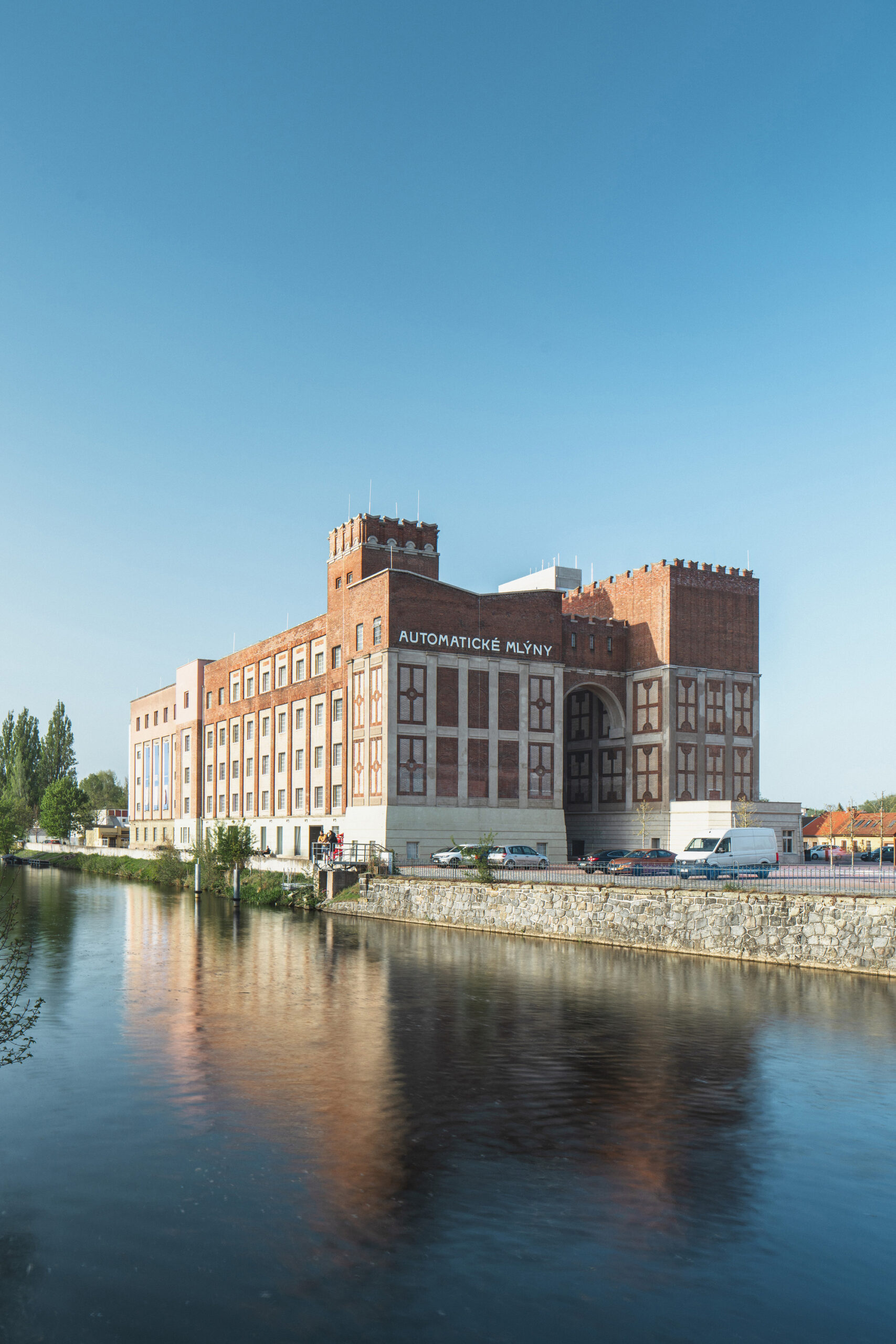 Automatic Mills Grain Silo Conversion