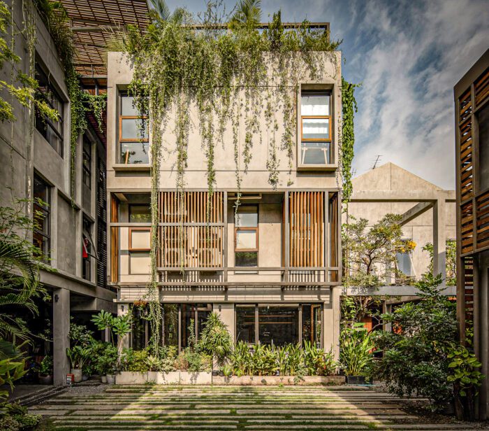 © Phahonchai Premjai, Design something, Soopakorn Srisakul1