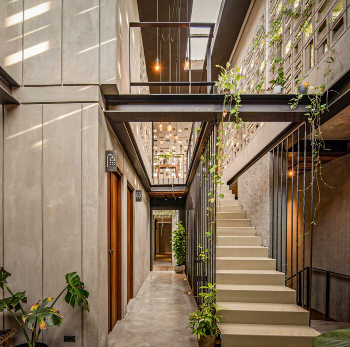 © Phahonchai Premjai, Design something, Soopakorn Srisakul3